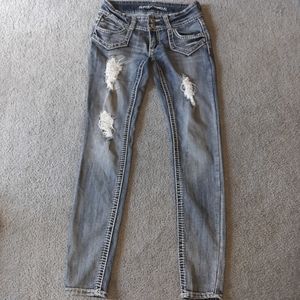Almost Famous distressed jeans